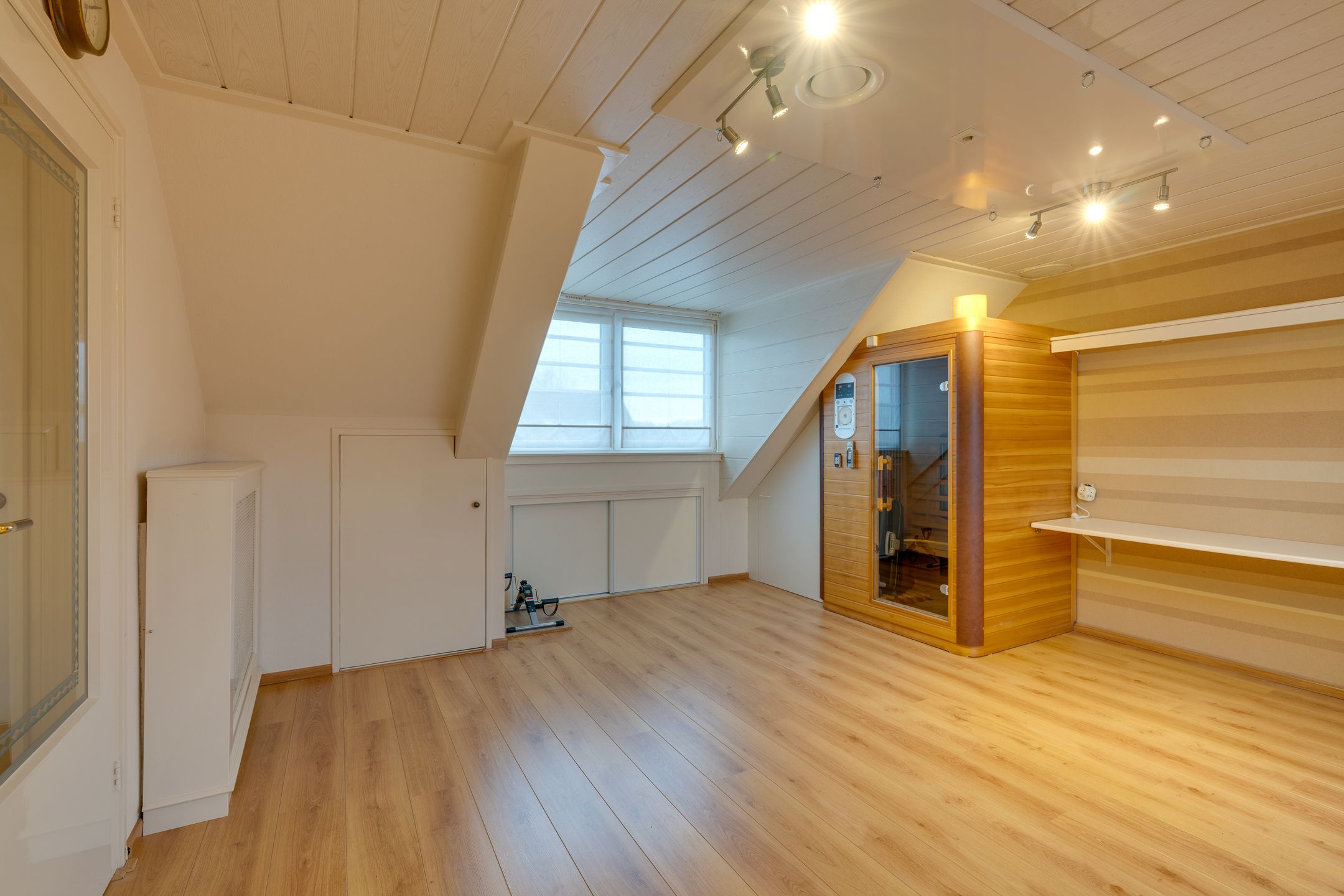 Foto 42 van Apolloplantsoen 14