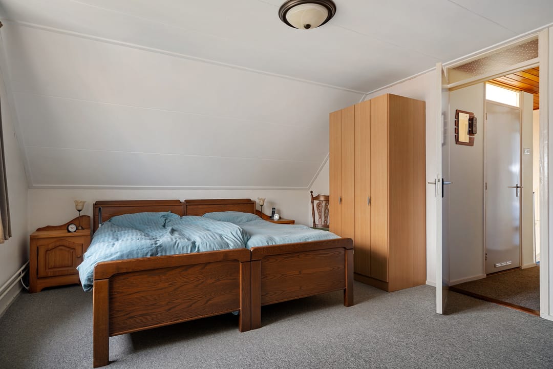 Photo 32 of Vaart NZ 104