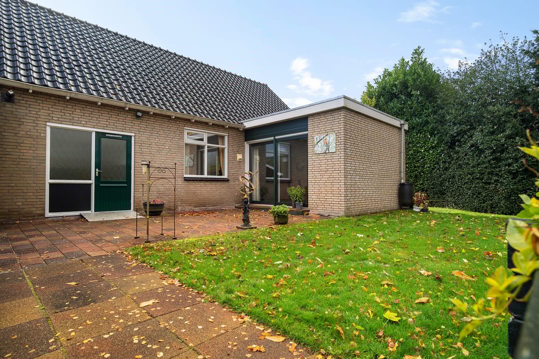 Photo 41 of Vaart NZ 104