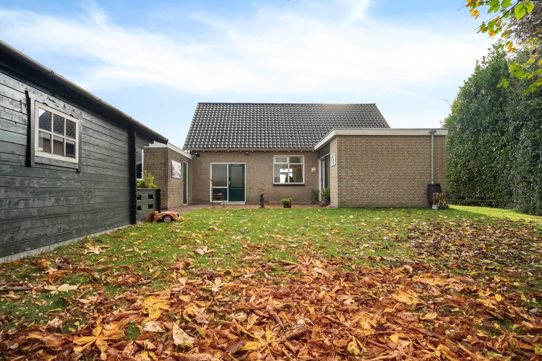 Photo 43 of Vaart NZ 104