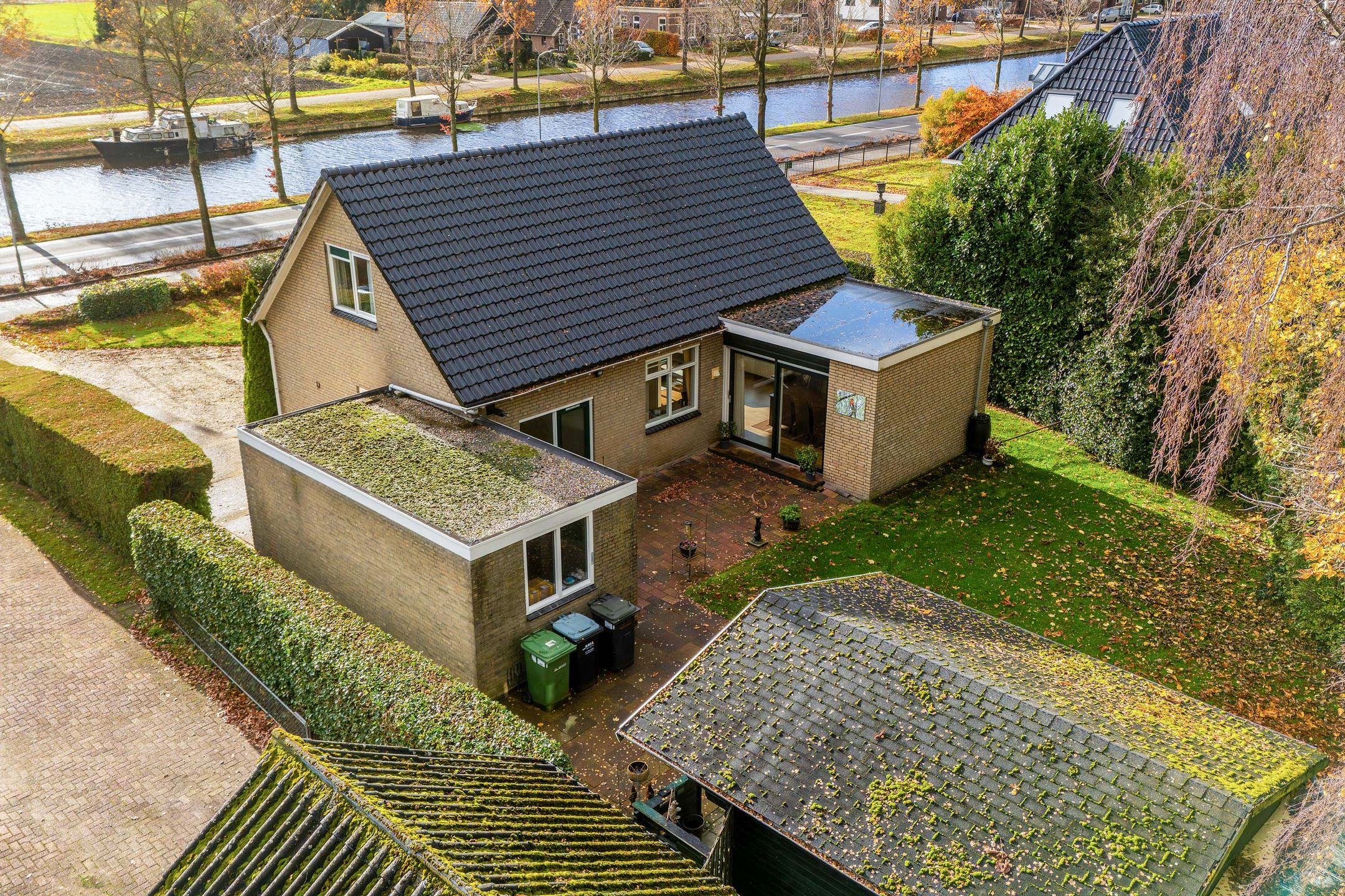 Photo 48 of Vaart NZ 104