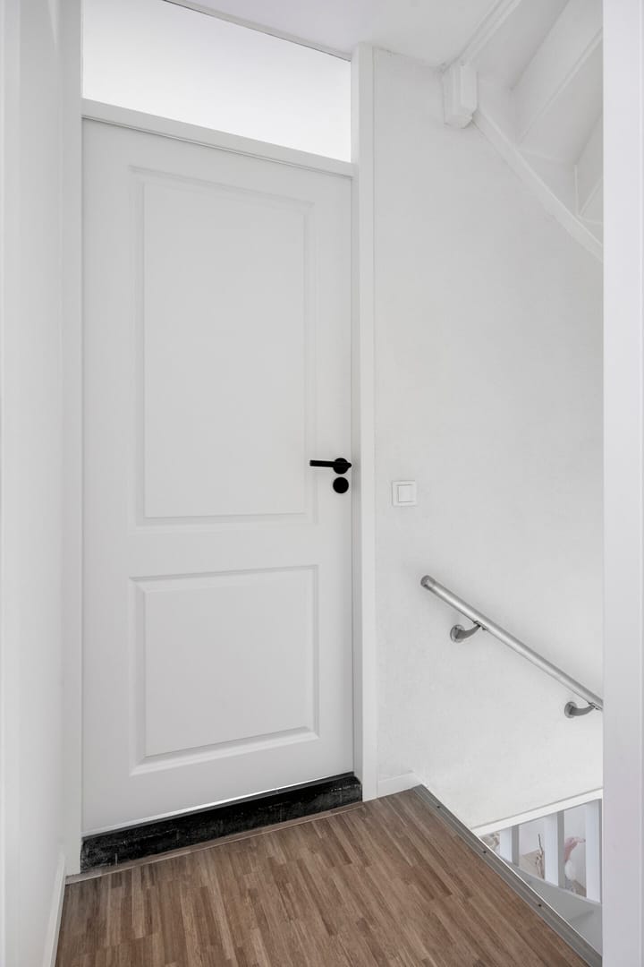 Photo 21 of Stoelenmatter 64