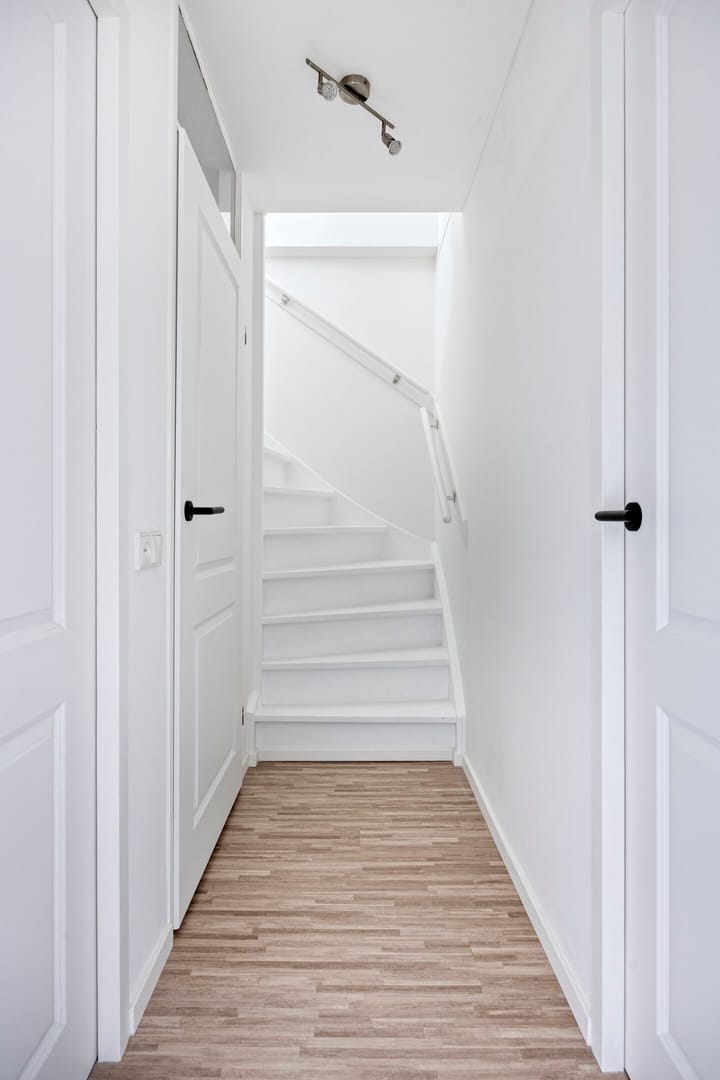 Photo 22 of Stoelenmatter 64