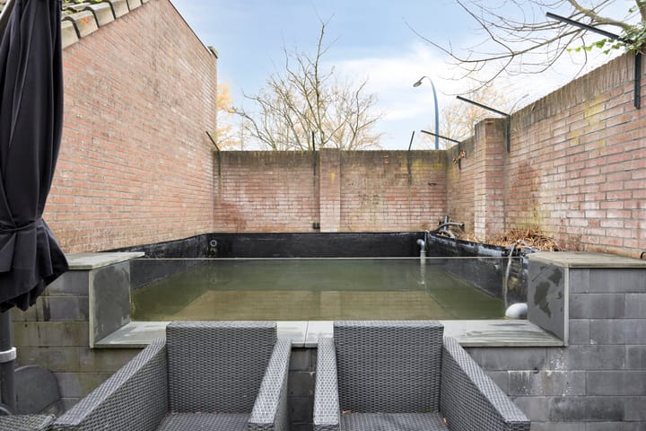 Photo 47 of Stoelenmatter 64