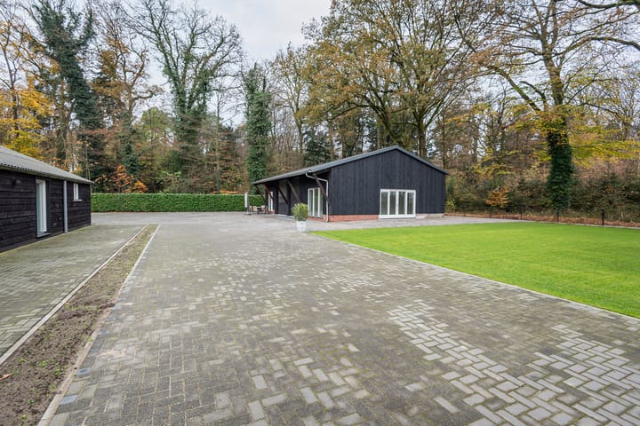 Photo 2 of Engbergseweg 1-A