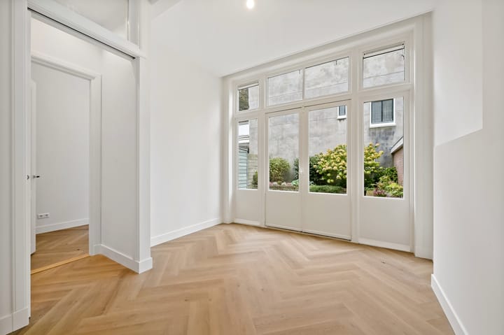 Foto 12 van Banstraat 14