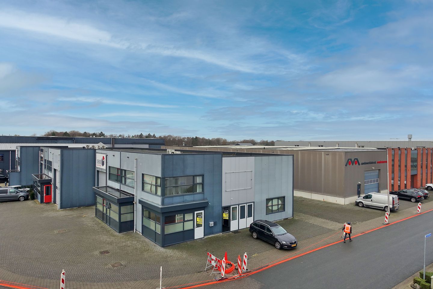 View photo 2 of Nijverheidsweg 29-d