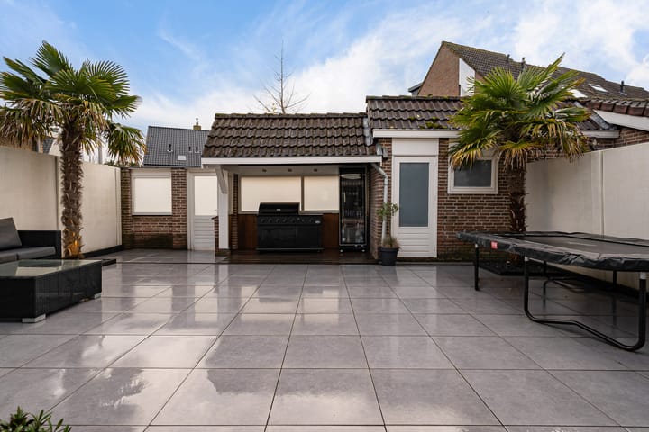 Foto 33 van Voorweg 25