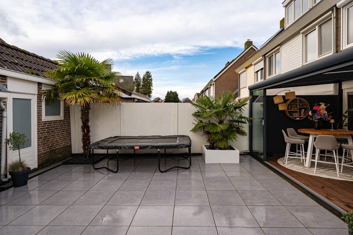 Foto 34 van Voorweg 25