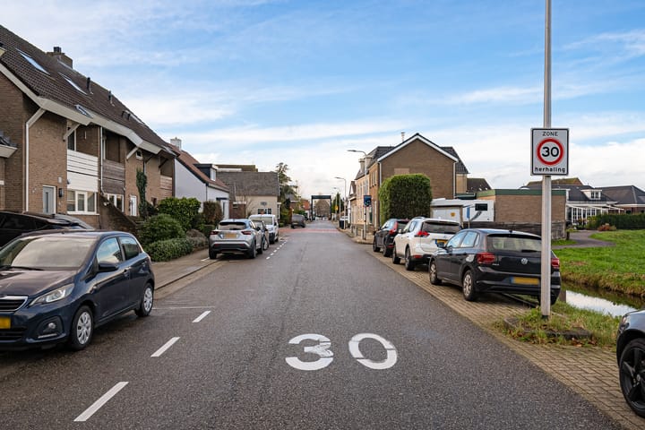 Foto 37 van Voorweg 25