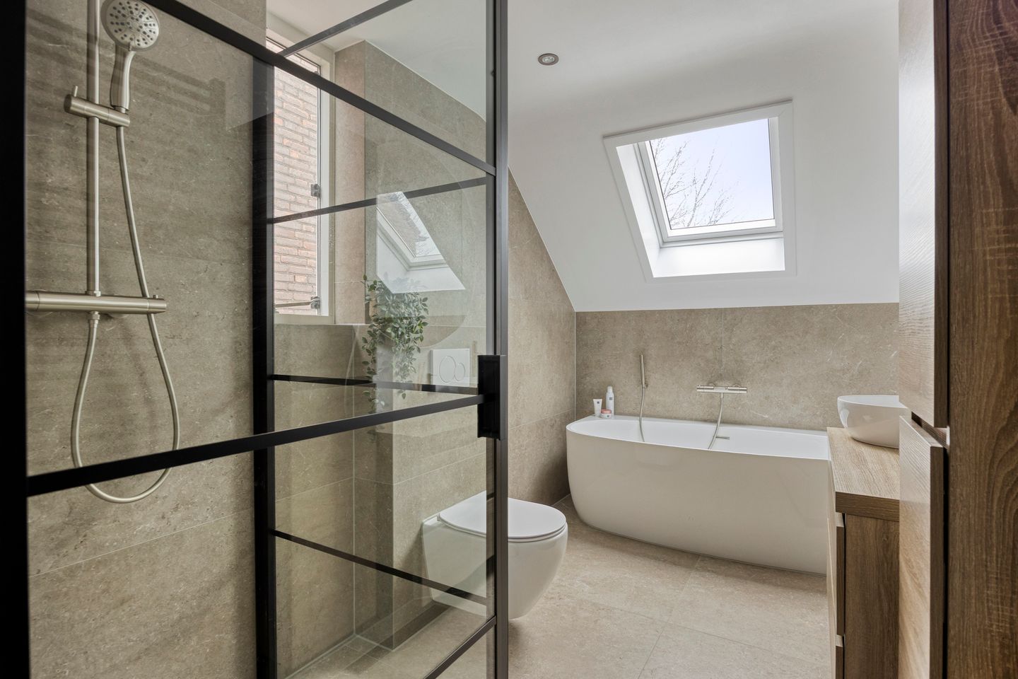 Foto 5 van Beatrixlaan 10