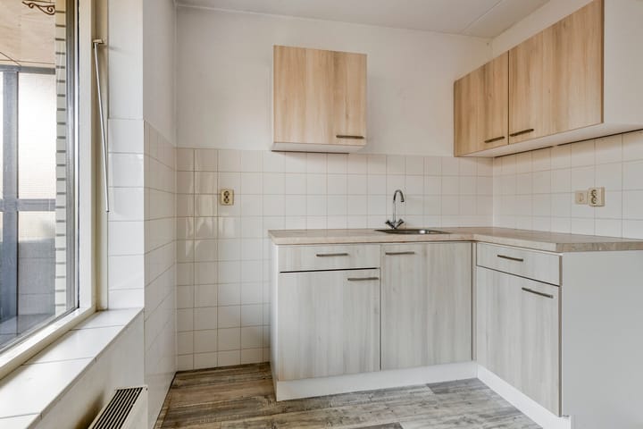 Foto 25 van Henriëtte Roland Holstlaan 75