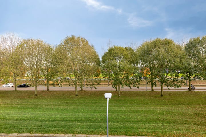 Foto 28 van Henriëtte Roland Holstlaan 75