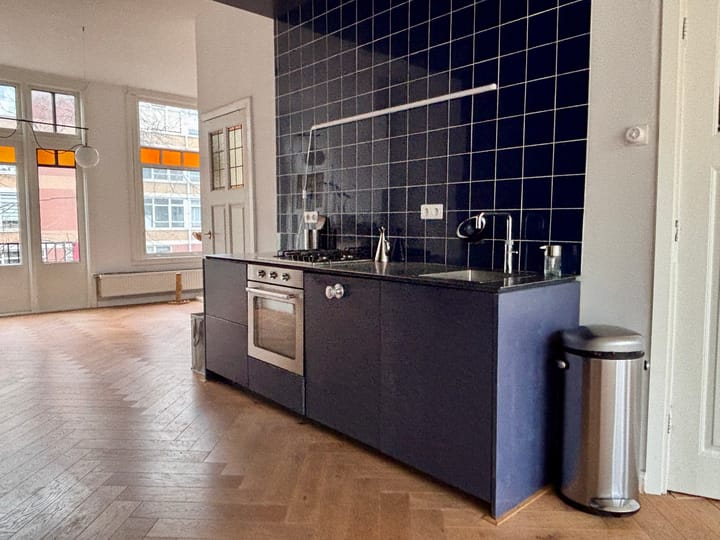 Photo 8 of Hondiusstraat 60-A