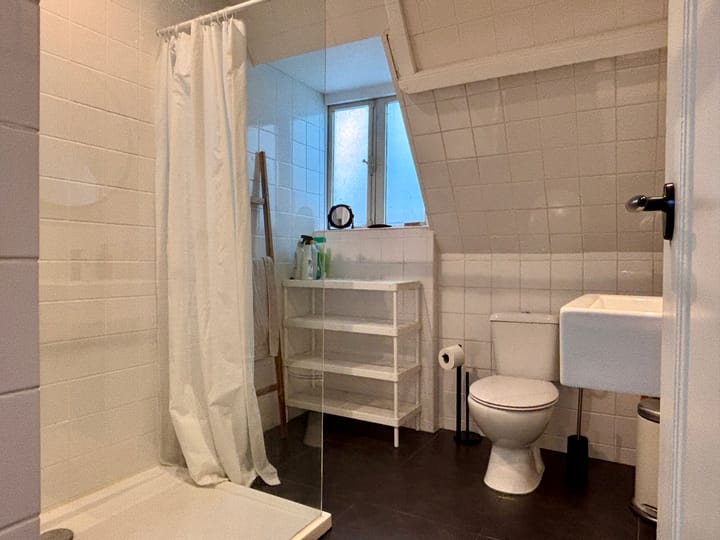 Photo 17 of Hondiusstraat 60-A