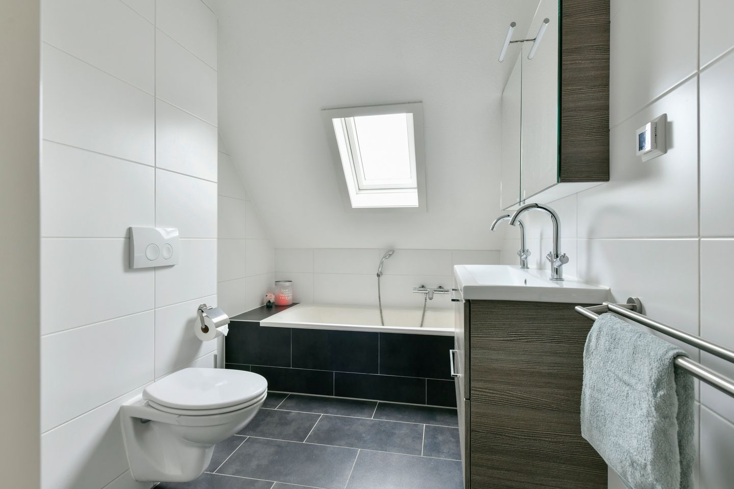 Foto 14 van Gerrit Achterberghof 83