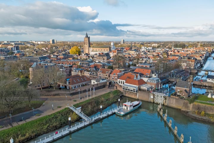 Photo 2 of Tolsteeg 17