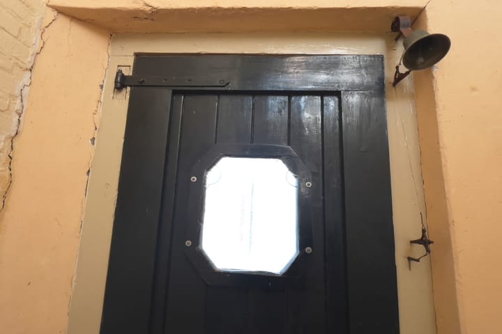 Photo 15 of Tolsteeg 17