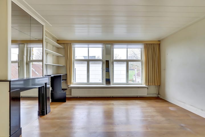 Photo 18 of Tolsteeg 17