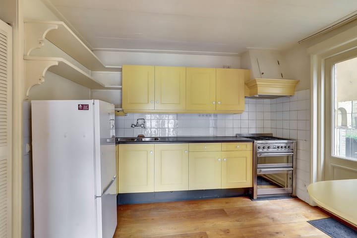 Photo 20 of Tolsteeg 17