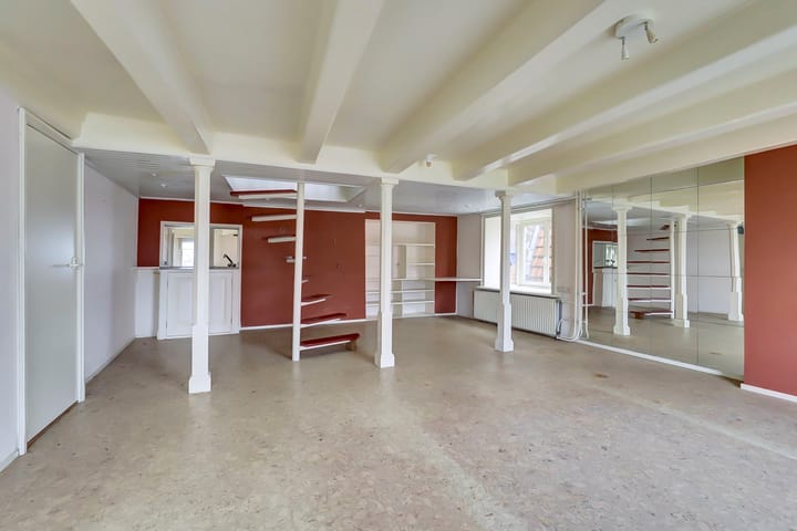 Photo 28 of Tolsteeg 17