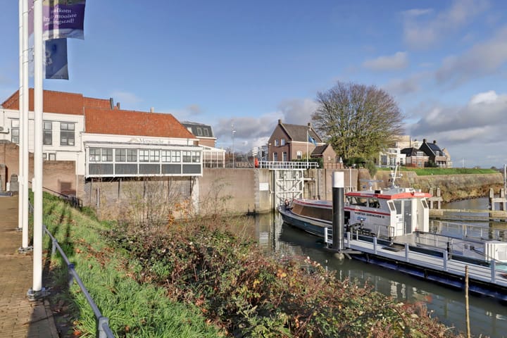 Photo 58 of Tolsteeg 17