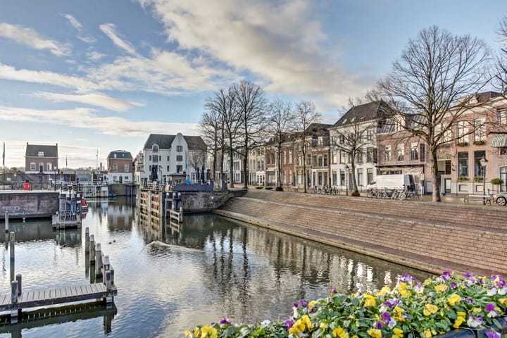 Photo 60 of Tolsteeg 17