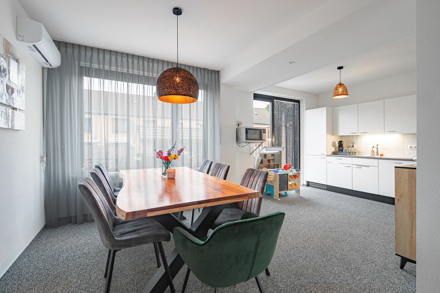 Foto 4 van Hellebaardruwe 19