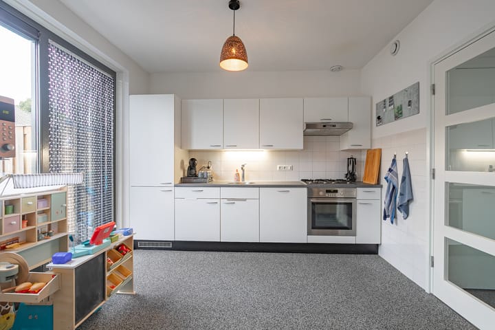 Foto 5 van Hellebaardruwe 19