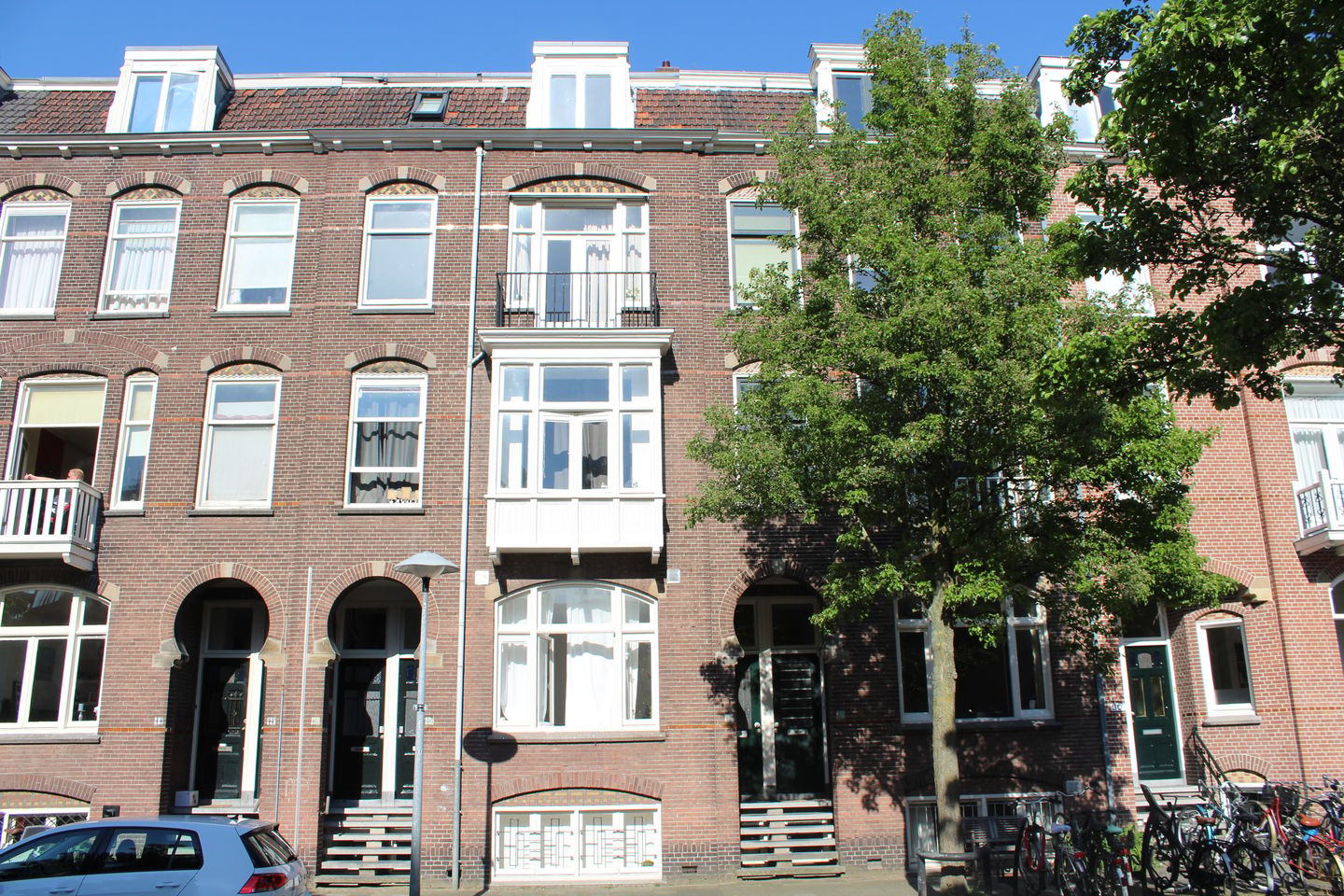 Foto 1 van Justus van Effenstraat 46