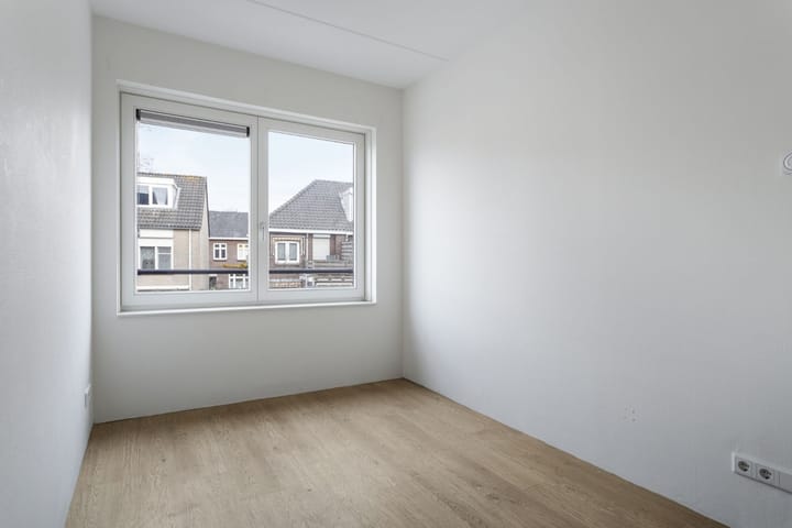 Foto 12 van Goudvisstraat 45