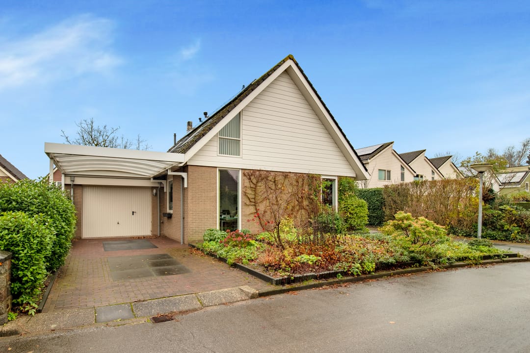 Foto 2 van Molenbuurt 18