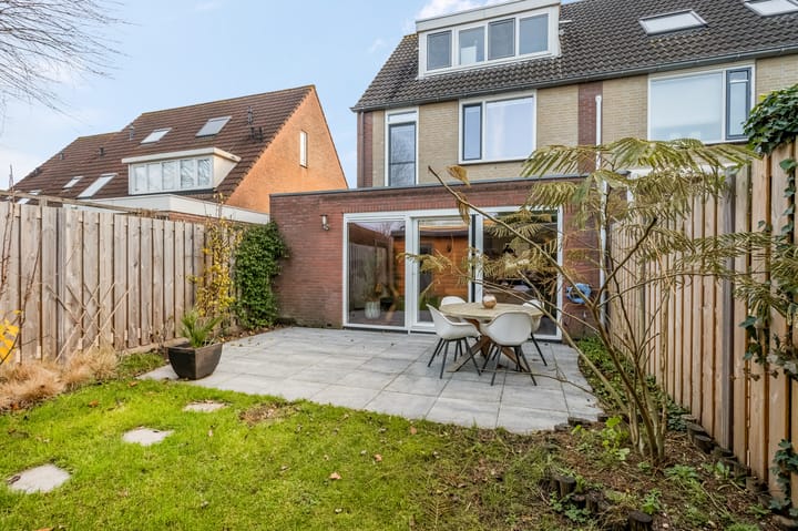 Foto 30 van Prinsenweg 64