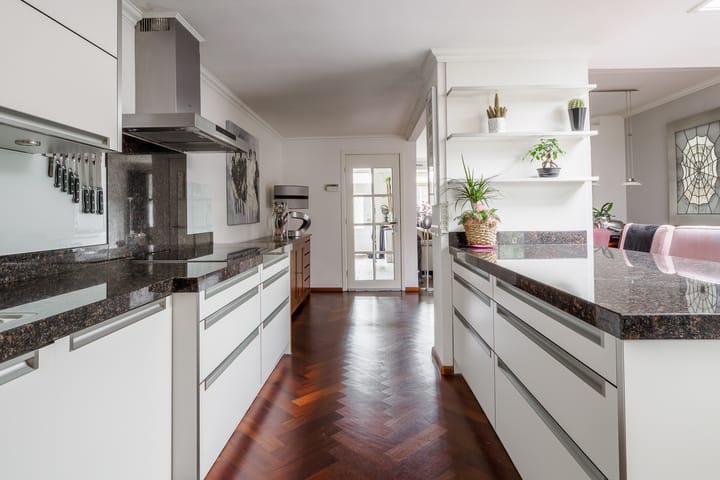 Photo 17 of Mr. P.J. Troelstrastraat 20