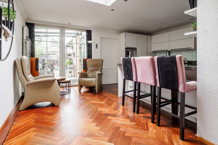 Photo 20 of Mr. P.J. Troelstrastraat 20