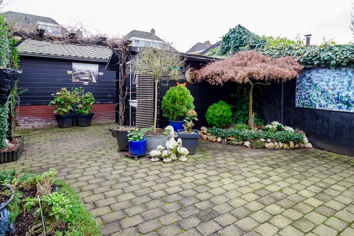 Photo 40 of Mr. P.J. Troelstrastraat 20