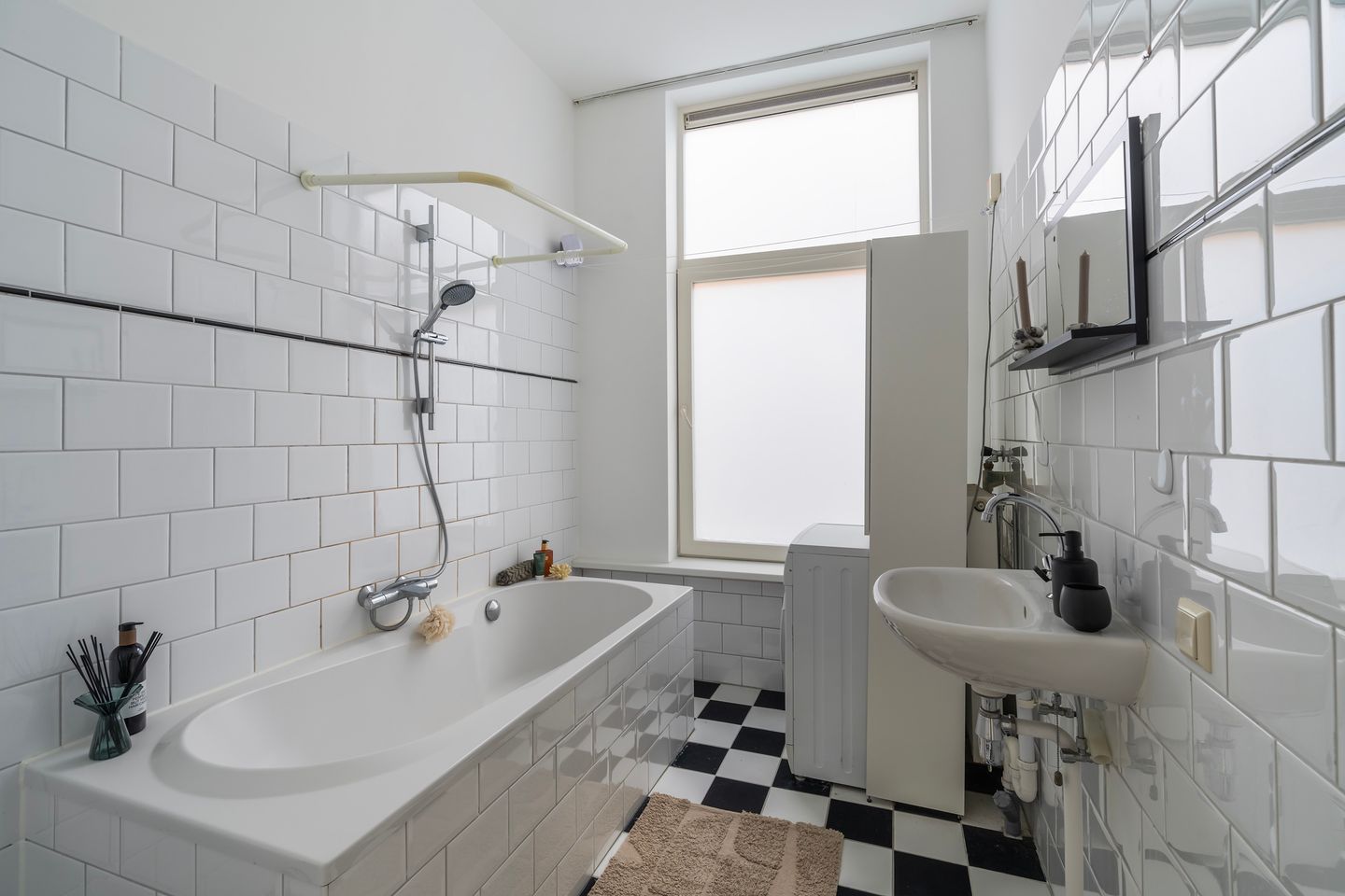 Foto 14 van Da Costastraat 95