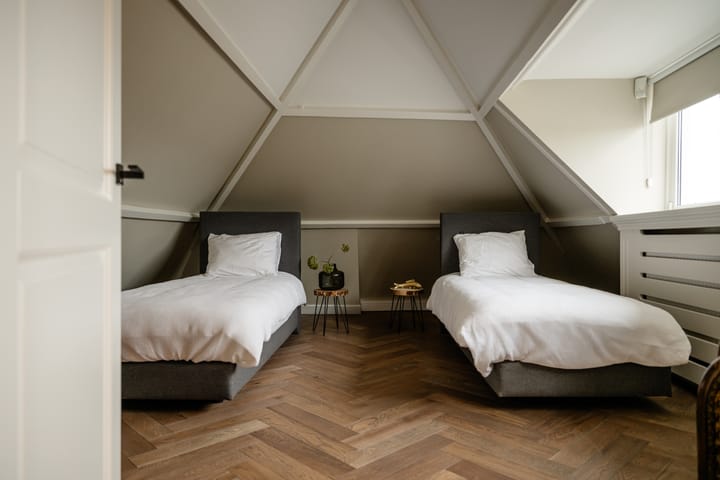 Photo 37 of Voorstraat 25