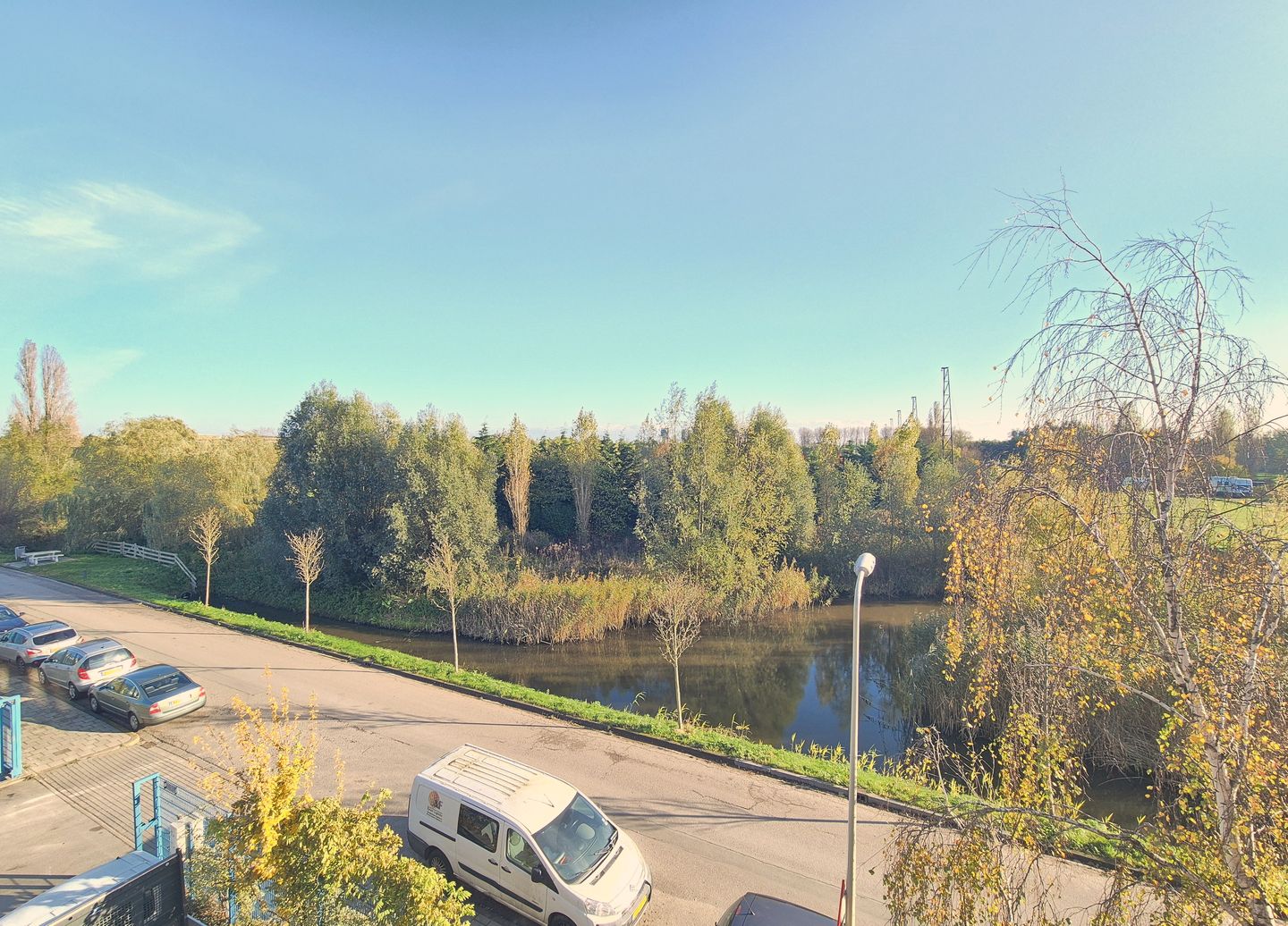 View photo 4 of Waterpas 98