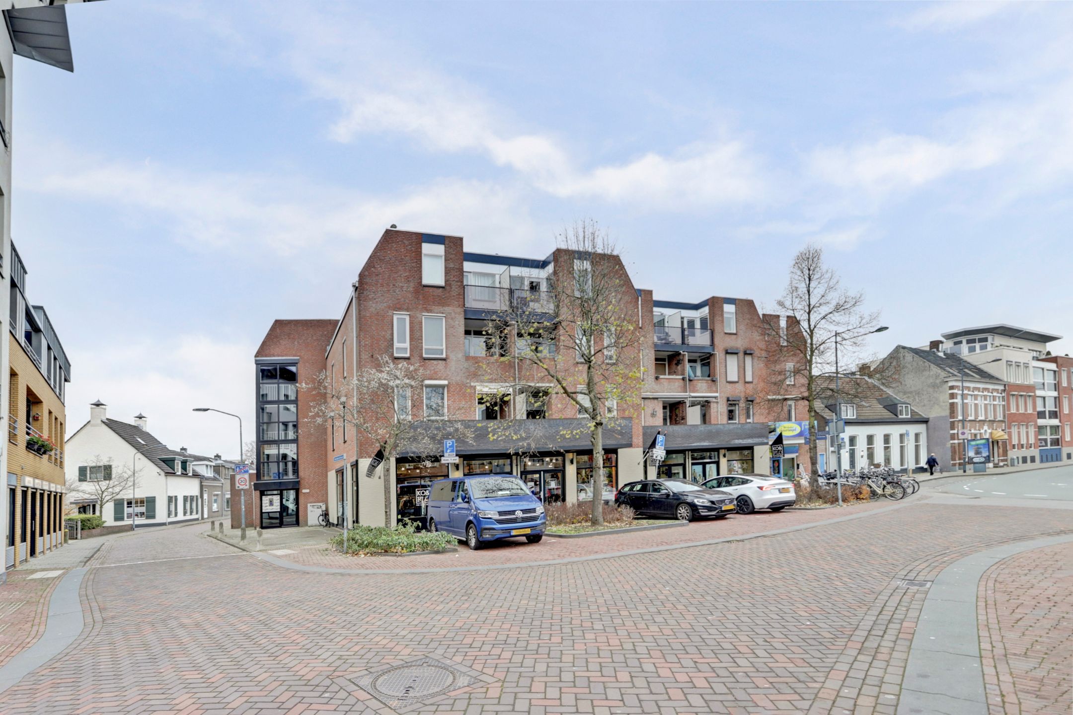 Foto 18 van Donkerstraat 18-A