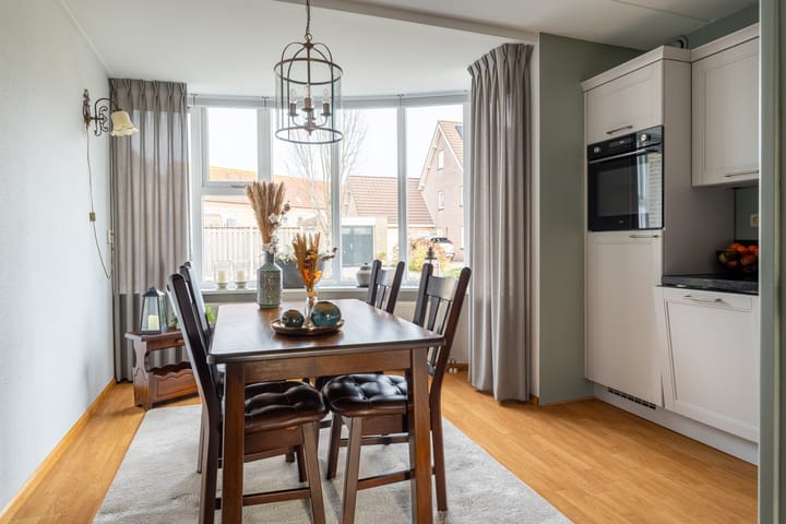 Photo 12 of Vlinderslag 52