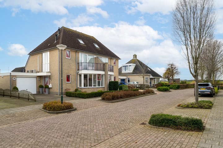 Photo 2 of Vlinderslag 52