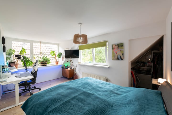 Foto 18 van Debussystraat 35