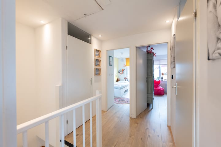 Foto 23 van Debussystraat 35