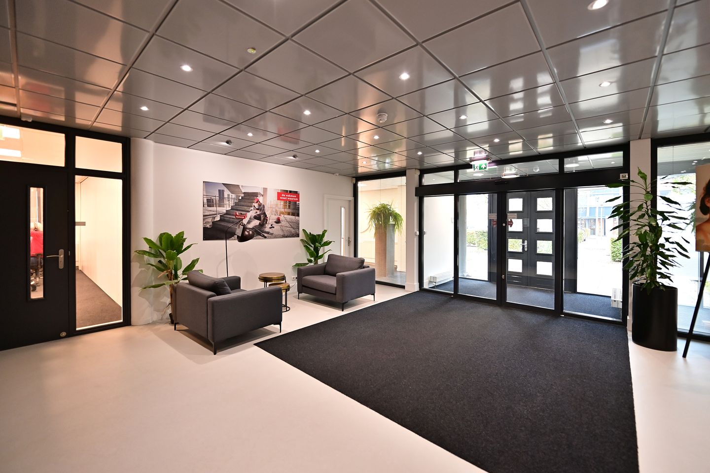 View photo 3 of Gooimeer 14