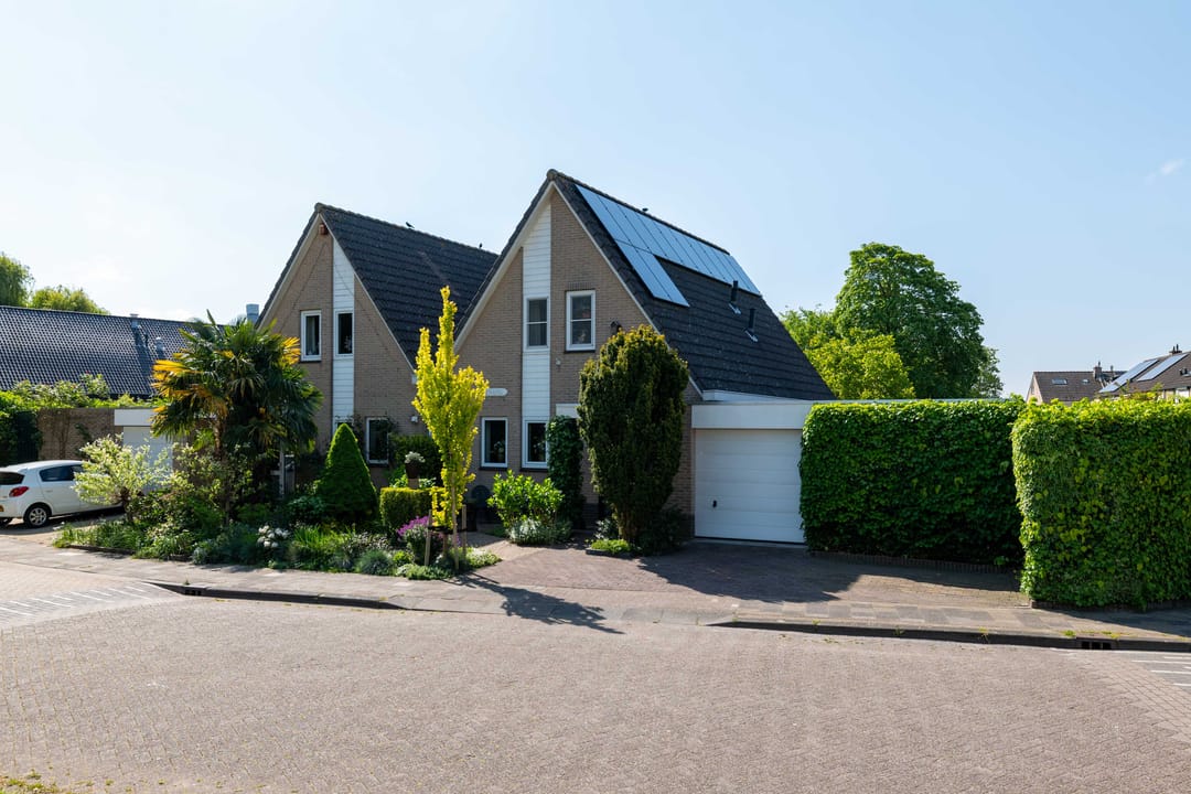 Foto 2 van Helmstraat 1-B