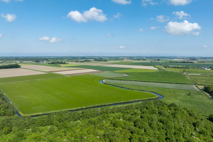 Photo 3 of Helmstraat 1-B