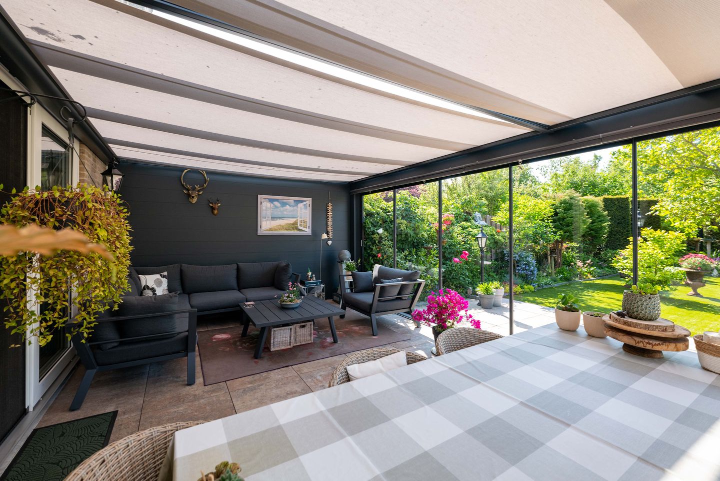 Foto 35 van Helmstraat 1-B