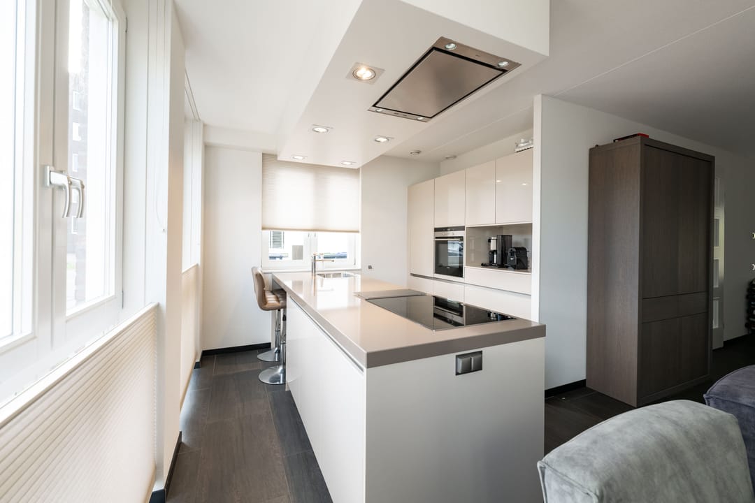 Foto 8 van Vierasser 3