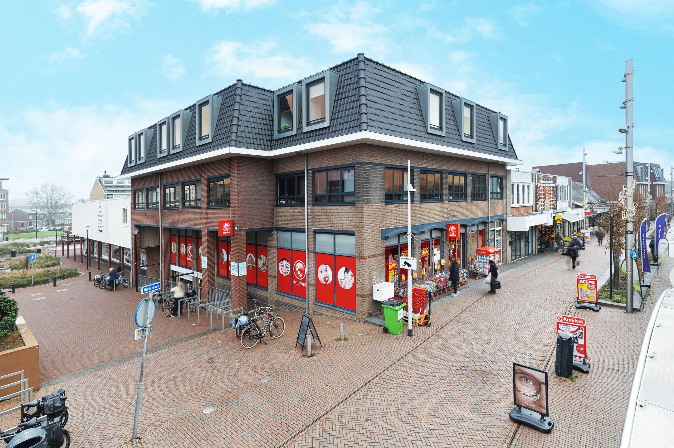 Photo 3 of Middenbaan 74-D